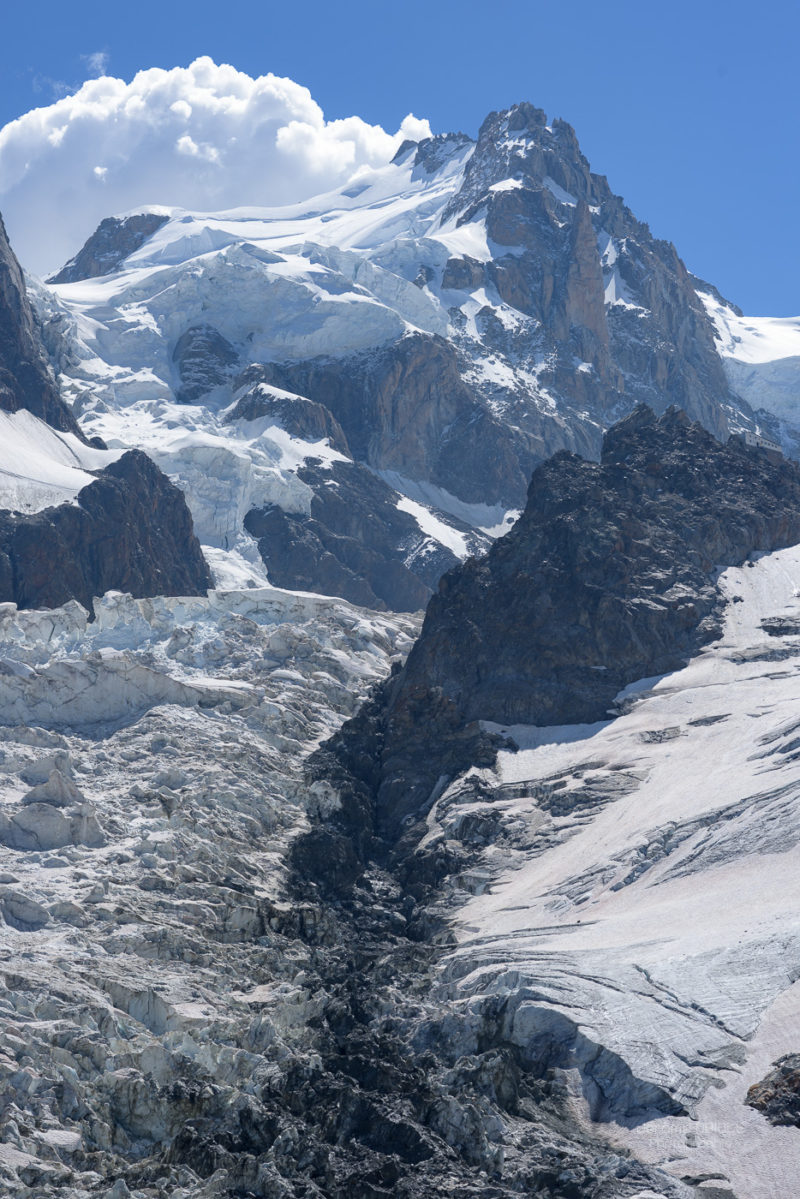 La Jonction sommet de la randonnée. Glacier des Bossons et Aiguilles de Chamonix