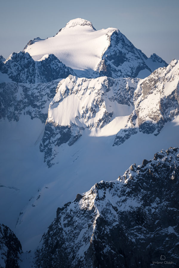 Glacier et sommet des Rouies sous la neige